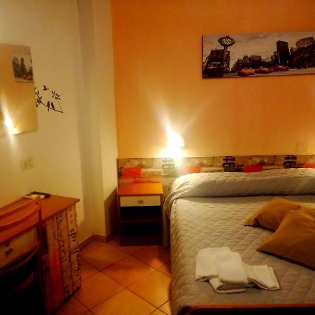 Hotel Galles Rimini Esterno foto