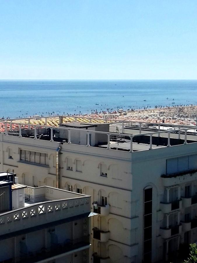 Hotel Galles Rimini Esterno foto