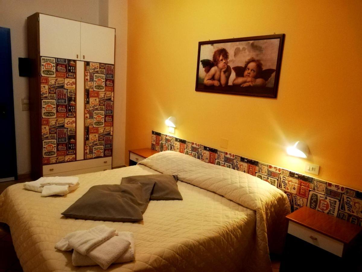 Hotel Galles Rimini Esterno foto